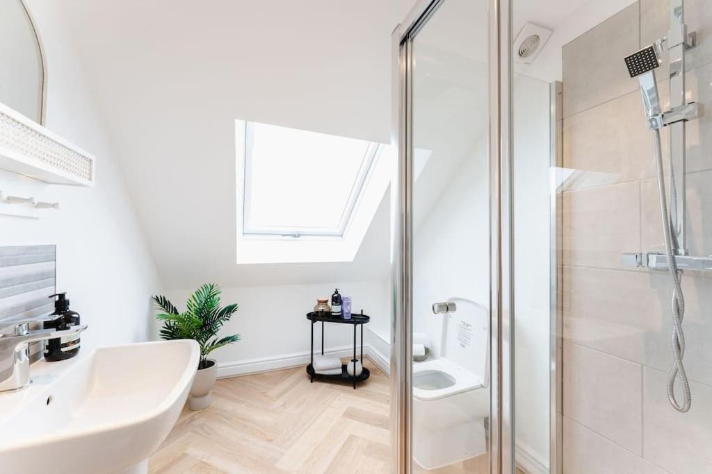 Boutique Apartment - Mazerystays Exley Eksteriør bilde