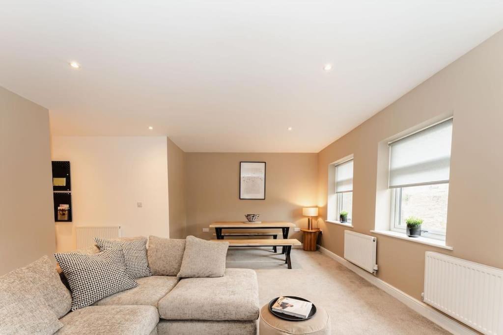 Boutique Apartment - Mazerystays Exley Eksteriør bilde