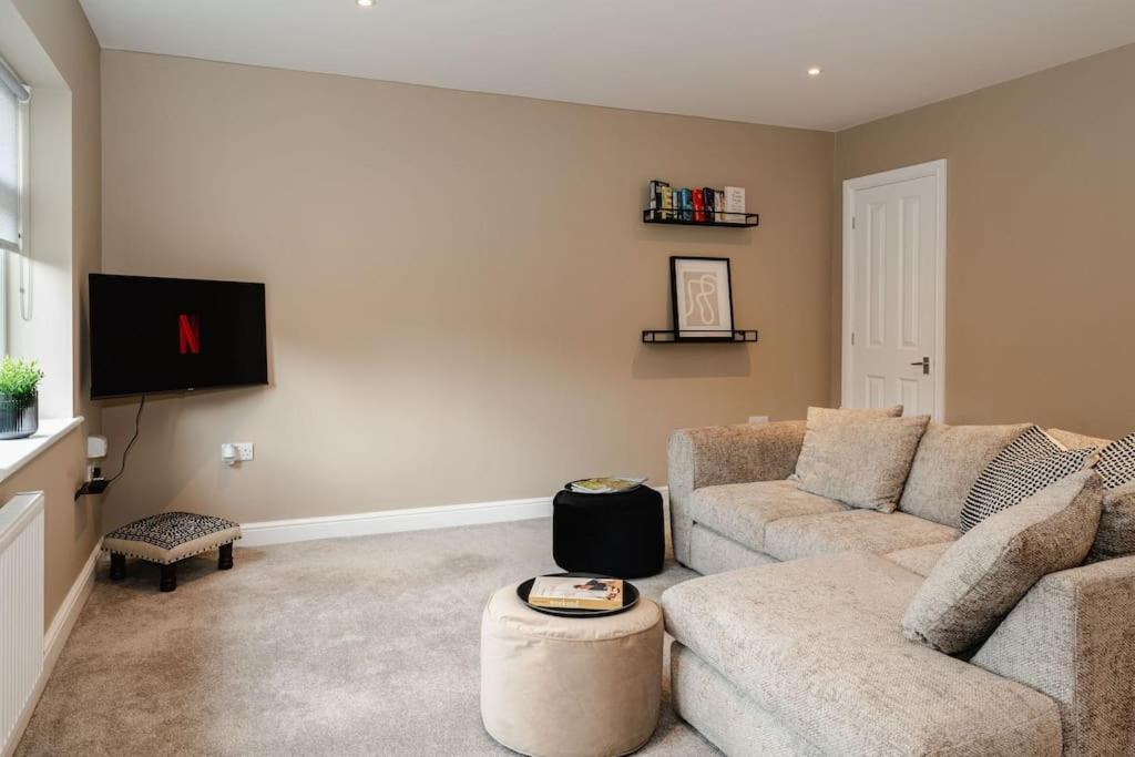 Boutique Apartment - Mazerystays Exley Eksteriør bilde